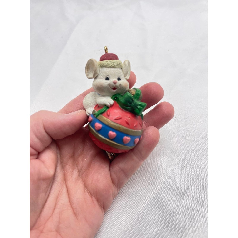 VTG 1992 Lustre Fame ornament